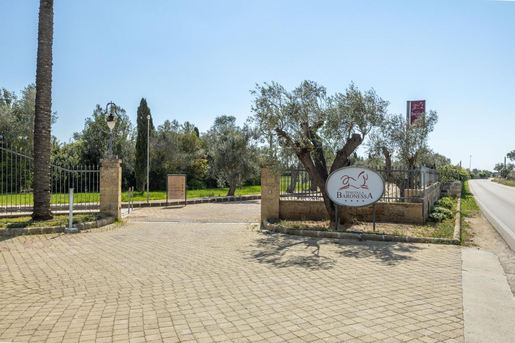 Hotiday Room Collection - Gallipoli Masseria Bagian luar foto